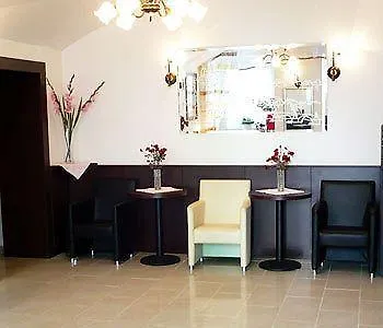 Royal Plaza Ξενοδοχείο Πράγα 3*,  Τσεχία